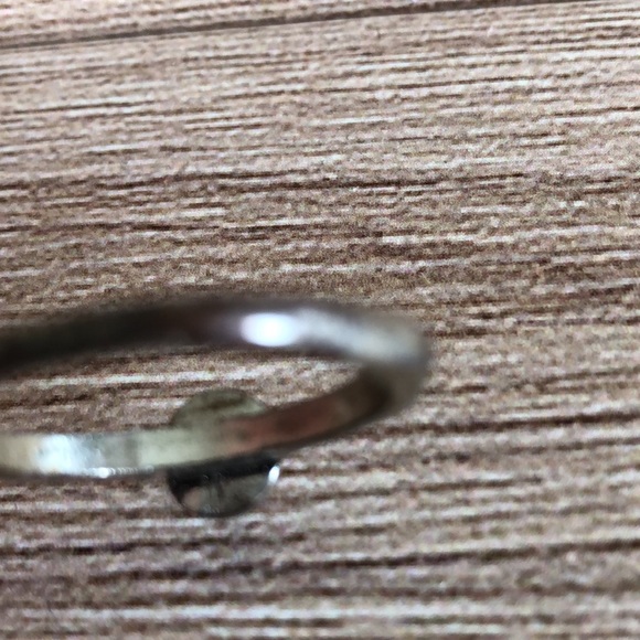 Anthro Dainty Costume Jewlery ring - Picture 4 of 8